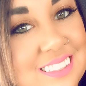 Meet your Posher, Britni